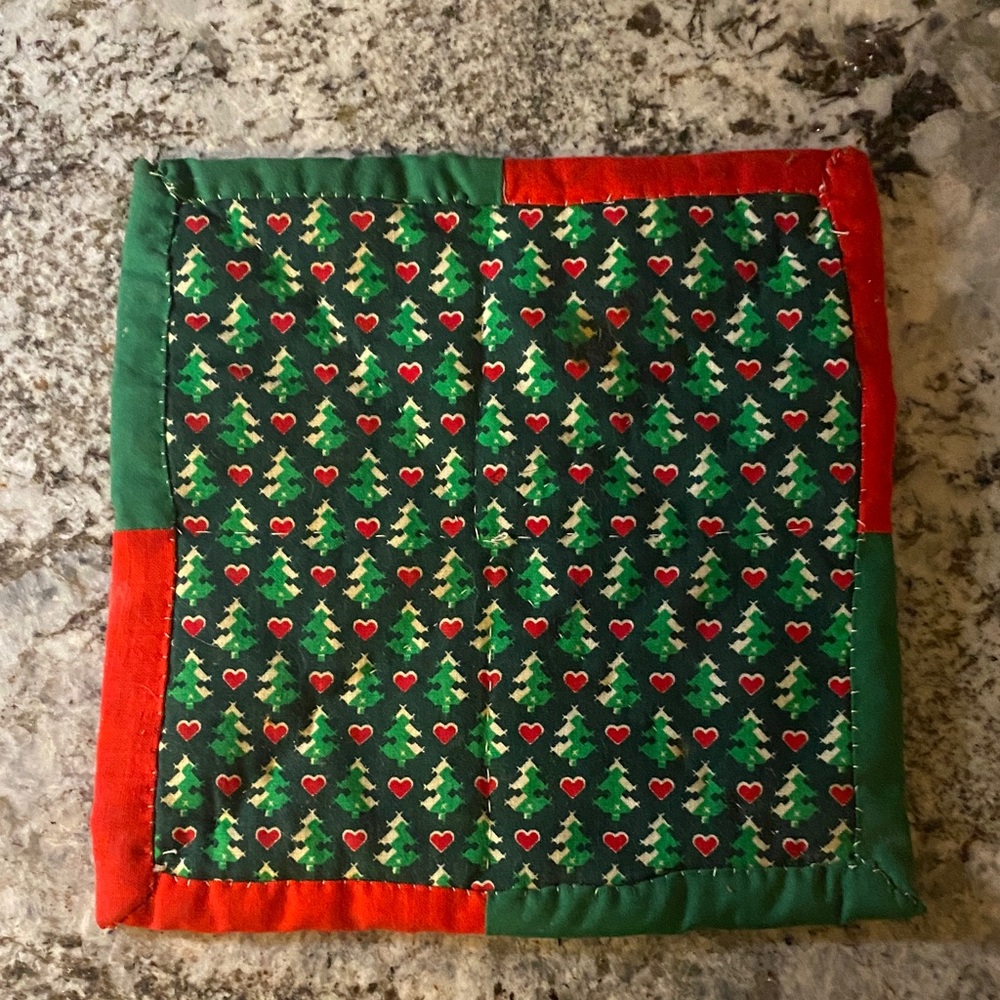 Festive Christmas Tree Pot Holder